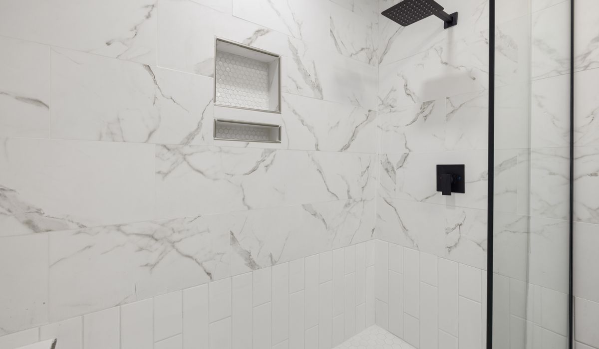 Common Mistakes When Tiling a Kitchen Backsplash
