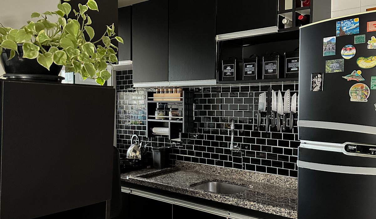 Patterned Tiles That Make a Small Bathroom Feel Bigger